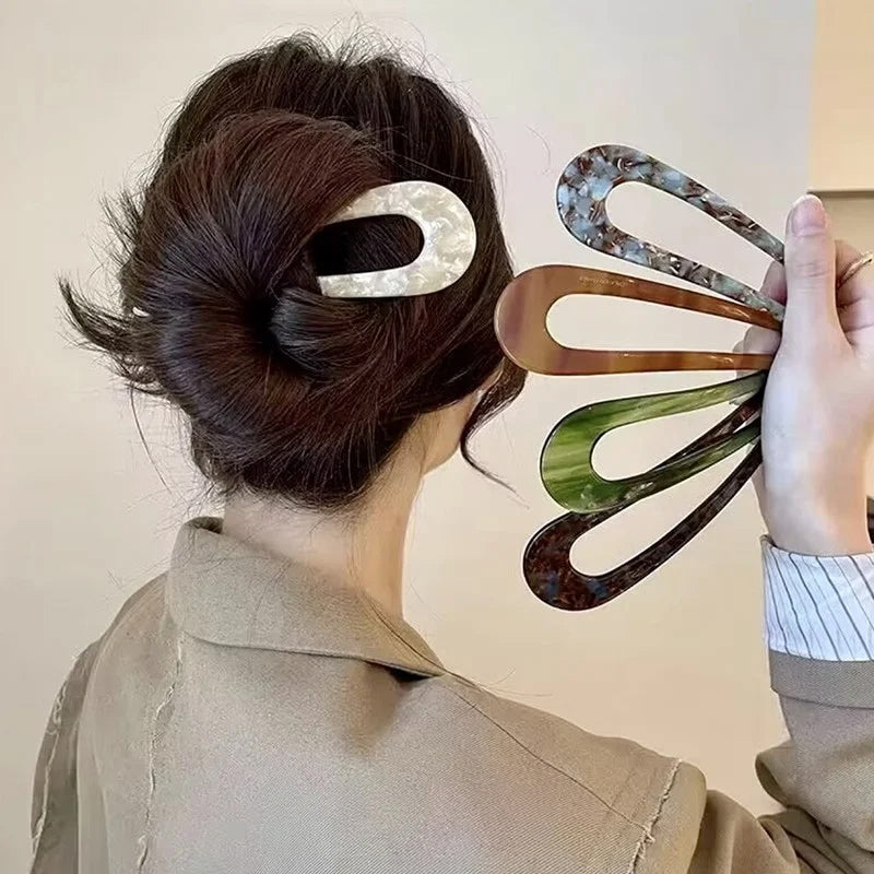 Elegans och hållning för dina raffinerade frisyrer