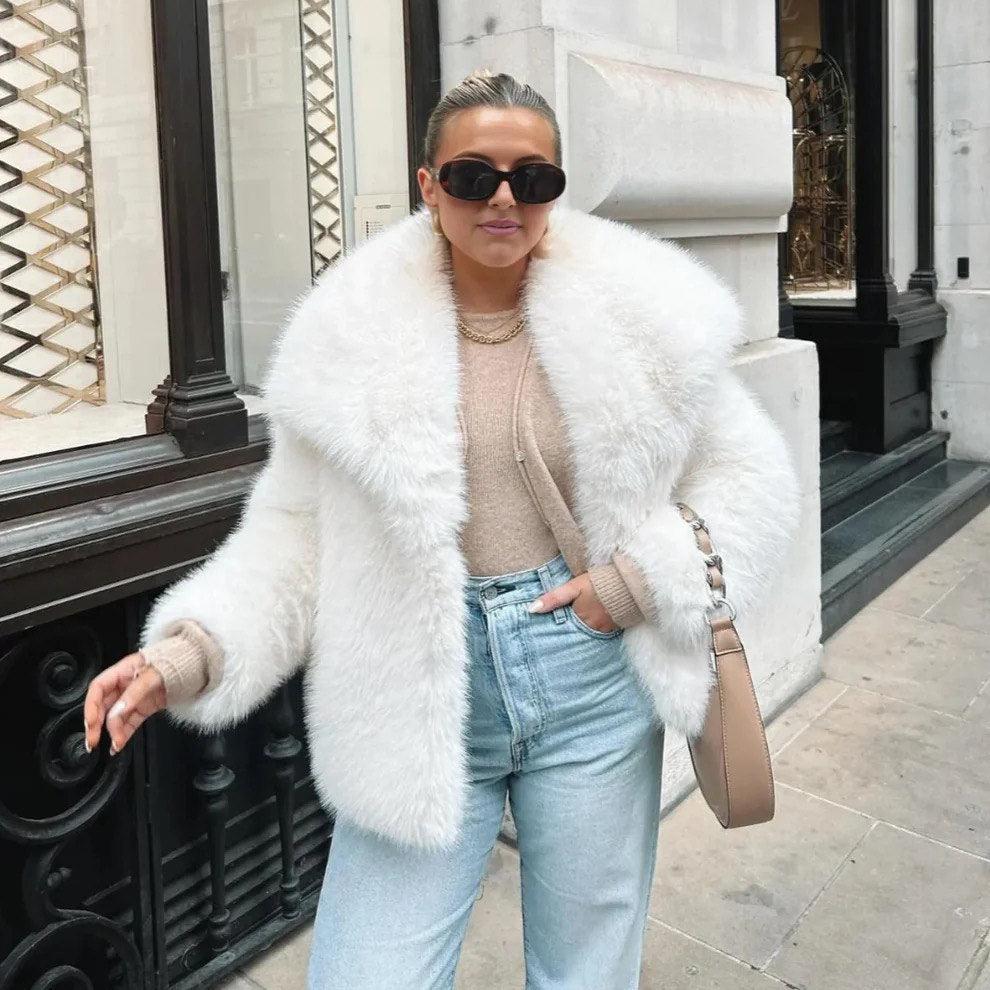 Jachetă elegantă din blană falsă pentru căldură maximă