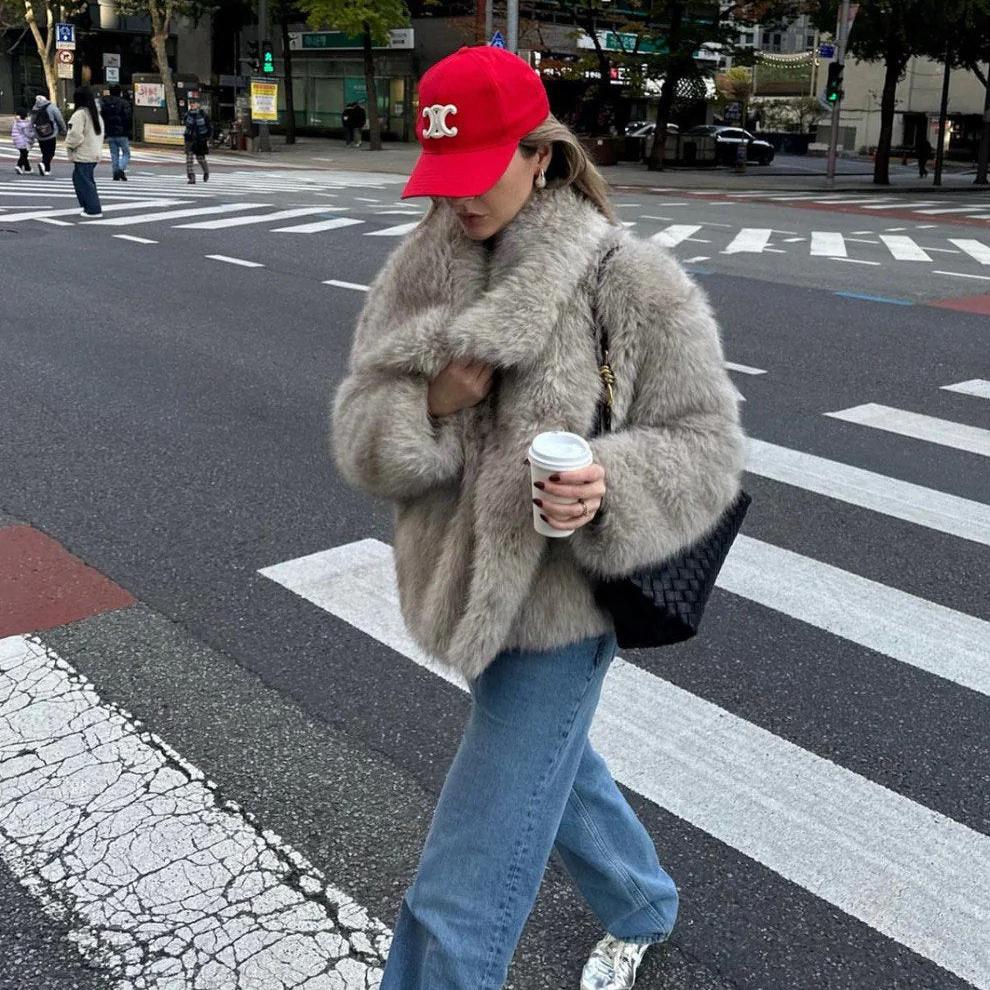 Jachetă elegantă din blană falsă pentru căldură maximă