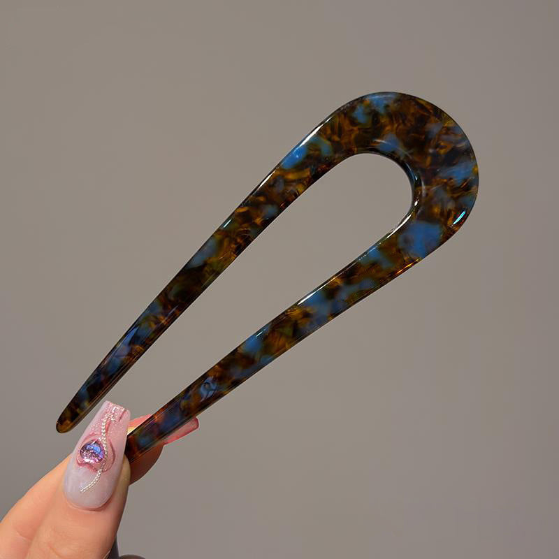 Elegans och hållning för dina raffinerade frisyrer